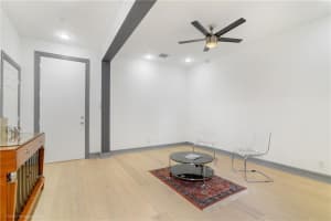 2249 NE 9th Ave, Wilton Manors, FL 33305 Sold 08/01/23