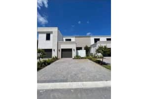 387 NW 17th St, Fort Lauderdale, FL 33311 Sold 08/25/23