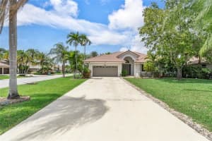 4133 NW 83rd Ln, Coral Springs, FL 33065 Sold 12/29/23