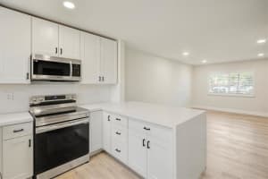 20 NE 20th Ct   7B, Wilton Manors, FL 33305 Sold 06/28/23