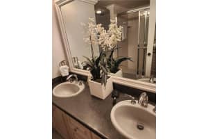 2100 S Ocean Ln   1001, Fort Lauderdale, FL 33316 Sold 07/28/23