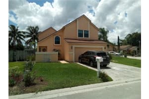 5581 SW 97th Ter, Cooper City, FL 33328 Sold 07/31/23