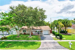 8945  Saddlecreek Dr, Boca Raton, FL 33496 Sold 07/27/23