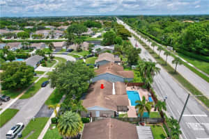 8945  Saddlecreek Dr, Boca Raton, FL 33496 Sold 07/27/23