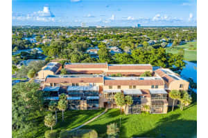 450  Commodore Dr   307, Plantation, FL 33325 Sold 08/18/23