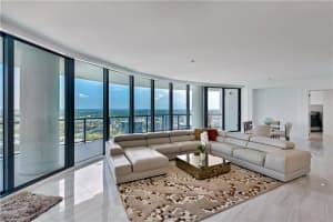 100 E Las Olas Blvd   3803, Fort Lauderdale, FL 33301 Sold 09/14/23