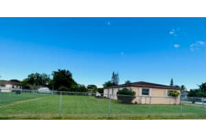 10915  Stacey Ln, Boca Raton, FL 33428 Sold 07/21/23