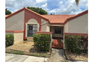 23  Centennial Ct, Deerfield Beach, FL 33442 Sold 10/11/23