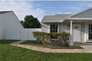 8630 SW 15th St, Pembroke Pines, FL 33025 Sold 09/12/23