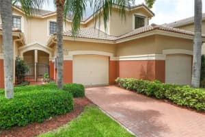 3916 Tree Top Dr, Weston, FL 33332, Sold 07/13/23