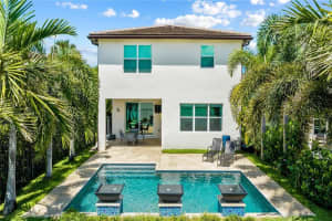 4021  Veleiros Ave, Deerfield Beach, FL 33064 Sold 08/02/23