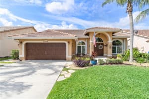 12308 SW 1st St, Coral Springs, FL 33071 Sold 07/12/23