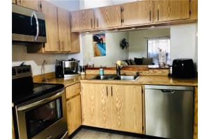 3094 S Oakland Forest Dr   1704, Oakland Park, FL 33309 Sold 07/26/24