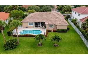 12920  Country Glen Dr, Cooper City, FL 33330 Sold 08/15/23