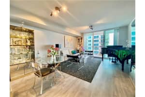 610 W Las Olas Blvd   1520N, Fort Lauderdale, FL 33312 Sold 08/07/23