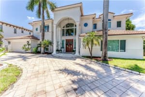 3710 NE 29th Ave, Lighthouse Point, FL 33064 Sold 11/17/23