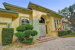 3421  Hollywood Oaks Dr, Fort Lauderdale, FL 33312 Sold 07/06/23
