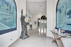 3421  Hollywood Oaks Dr, Fort Lauderdale, FL 33312 Sold 07/06/23