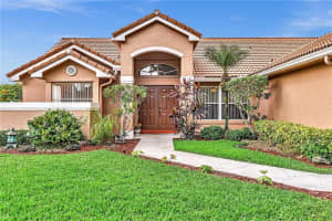 12594 SW 8th Court, Davie, FL 33325 Sold 07/12/23