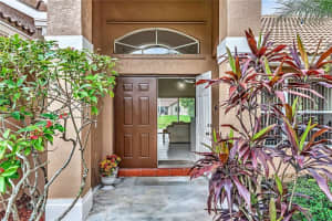 12594 SW 8th Court, Davie, FL 33325 Sold 07/12/23