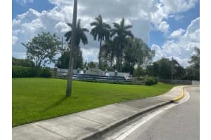 2901 E Aragon   4, Sunrise, FL 33313 Sold 08/08/23