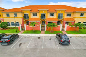 2995 NW 35th Ave   2995, Lauderdale Lakes, FL 33311 Sold 07/27/23