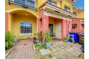 2995 NW 35th Ave   2995, Lauderdale Lakes, FL 33311 Sold 07/27/23