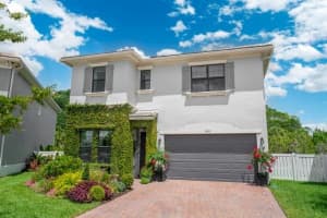 3892 NW 87th Way, Coral Springs, FL 33065 Sold 09/08/23