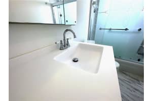 4270 NW 40th St   415, Lauderdale Lakes, FL 33319 Sold 08/24/23