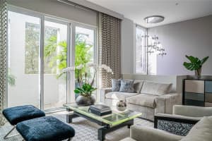710 NE 3rd Ave, Fort Lauderdale, FL 33304 Sold 09/18/23