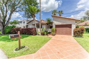 251 NW 47th Ave, Deerfield Beach, FL 33442 Sold 07/27/23