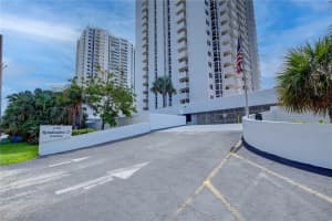 1370 S Ocean Blvd   2002, Pompano Beach, FL 33062 Sold 10/03/23