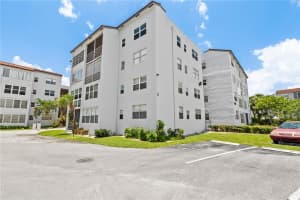 2860  Somerset Drive   405J, Lauderdale Lakes, FL 33311 Sold 09/22/23
