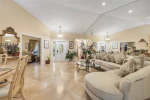 8700 SW 57th St, Cooper City, FL 33328 Sold 08/25/23