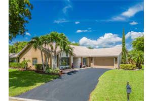 10560 NW 3rd Pl, Coral Springs, FL 33071 Sold 08/31/23