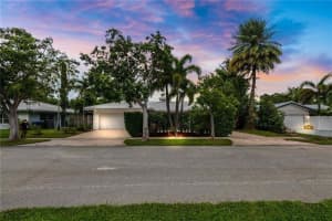 2817 NW 10th Ave, Wilton Manors, FL 33311 Sold 09/19/23