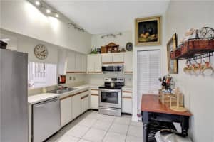 9299 W Sunrise Blvd   9299, Plantation, FL 33322 Sold 08/02/23