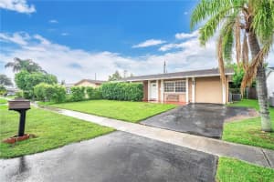 11721 NW 32nd Mnr, Sunrise, FL 33323 Sold 07/20/23