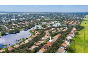 10664  Edinburgh St, Cooper City, FL 33026 Sold 07/20/23