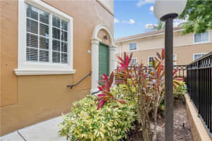 2941 NE 185th St   1313, Aventura, FL 33180 Sold 08/15/23