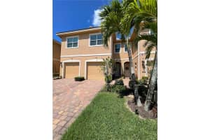 528 SW Glen Crest Way   528, Stuart, FL 34997 Sold 09/20/23