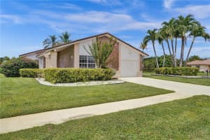 10066  Camelback Lane, Boca Raton, FL 33498 Sold 08/09/23