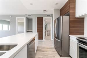 2500 E Las Olas Blvd   PH5, Fort Lauderdale, FL 33301 Sold 07/10/23