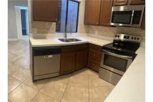 6048  Buckeye Ct   B, Tamarac, FL 33319 Sold 12/18/23