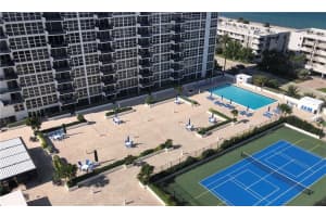 525 N Ocean Blvd   1517, Pompano Beach, FL 33062 Sold 10/05/23