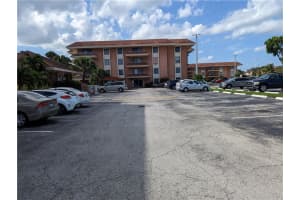 17530 NW 68th Ave   C4006, Hialeah, FL 33015 Sold 08/23/23