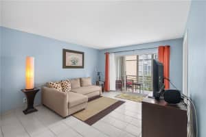 3020 NE 16th Ave   202, Oakland Park, FL 33334 Sold 07/31/23