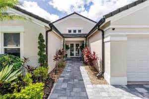 450  Carrington Dr, Weston, FL 33326 Sold 08/04/23