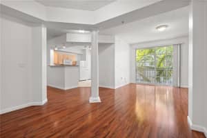 533 NE 3rd Ave   321, Fort Lauderdale, FL 33301 Sold 08/24/23