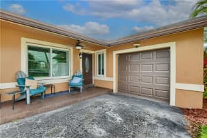 19417  Carolina Cir, Boca Raton, FL 33434 Sold 08/10/23